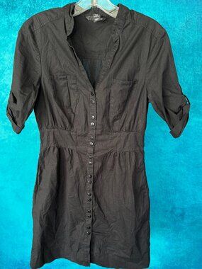 Women's H&M button up dress w/fold up 3/4 sleeves - Size 6
